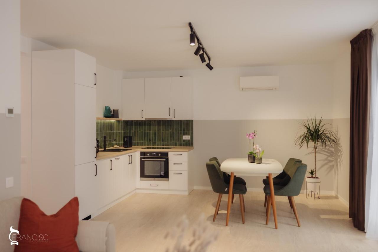 Zen Garden Apartments 克卢日-纳波卡 外观 照片