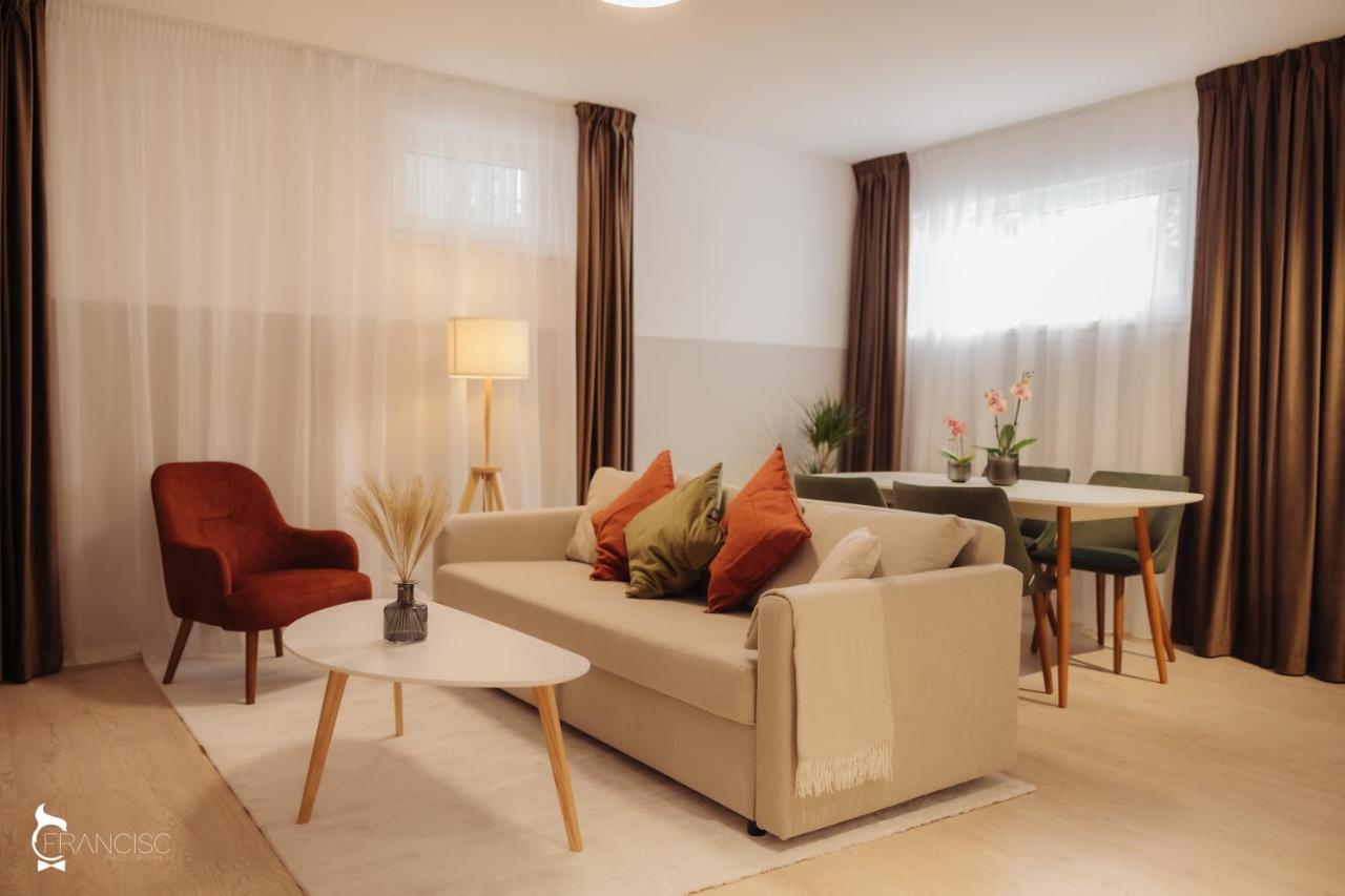 Zen Garden Apartments 克卢日-纳波卡 客房 照片
