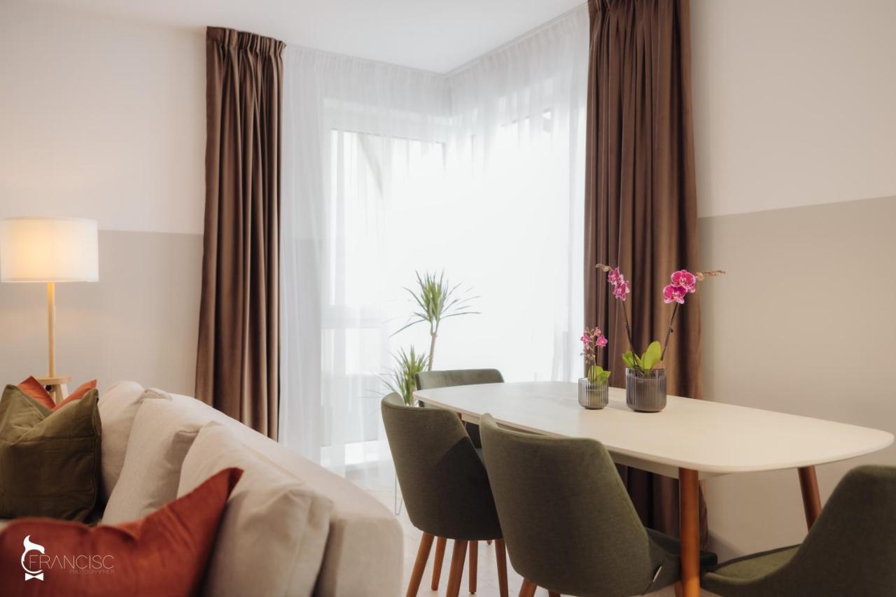 Zen Garden Apartments 克卢日-纳波卡 外观 照片