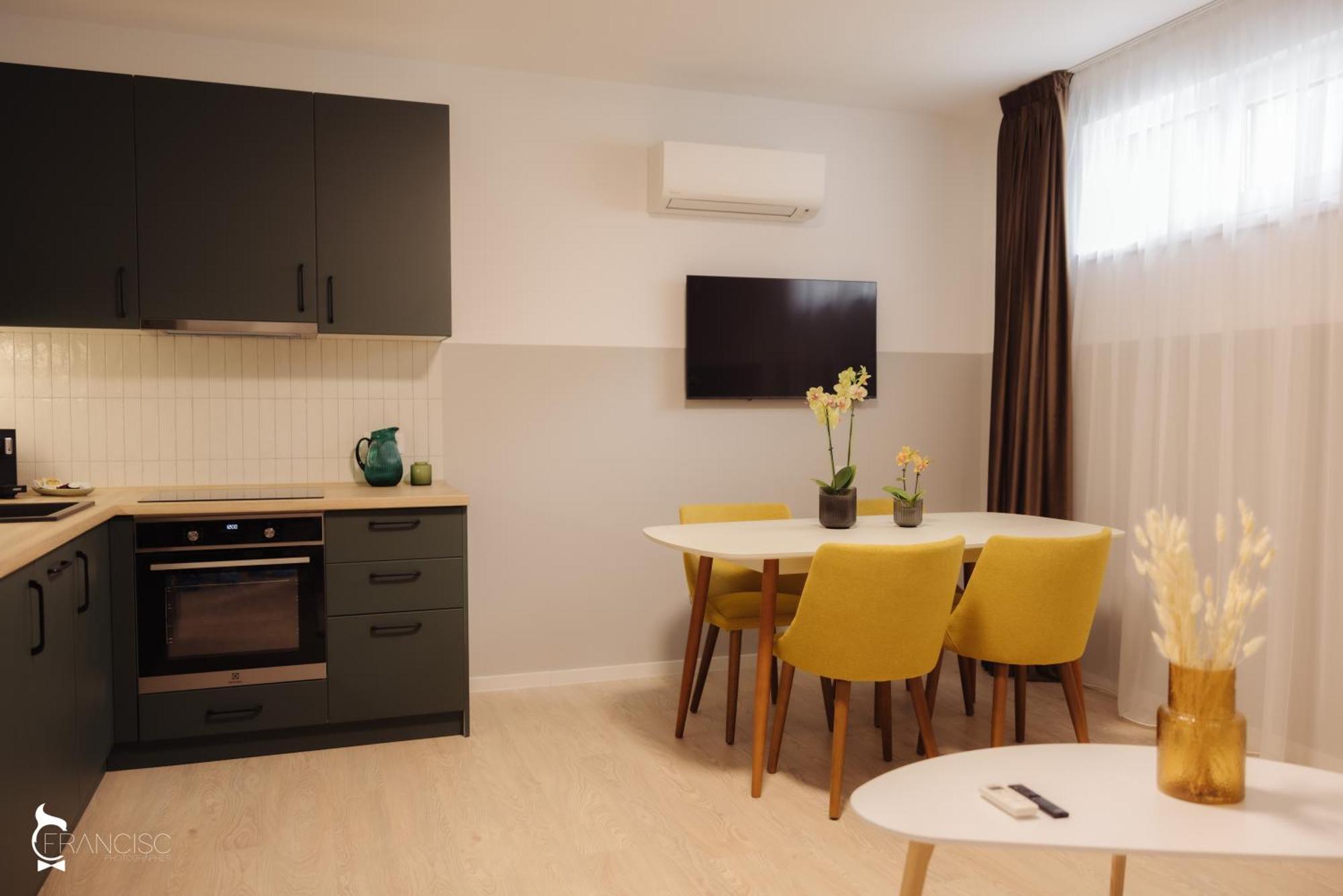 Zen Garden Apartments 克卢日-纳波卡 客房 照片